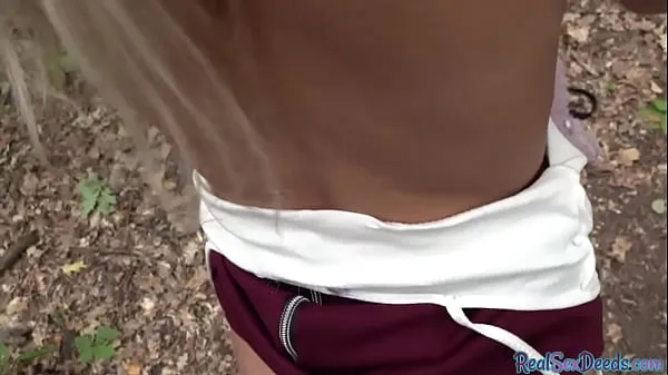 HD Skinny amateur teen POV fucked outdoor in public forest meghajtó klipek