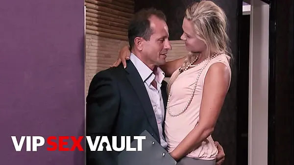 HD VIP SEX VAULT - (George Uhl, Barra Brass) - Beautiful European Babe Hard Banged By A Real Estate Agent drive Clips