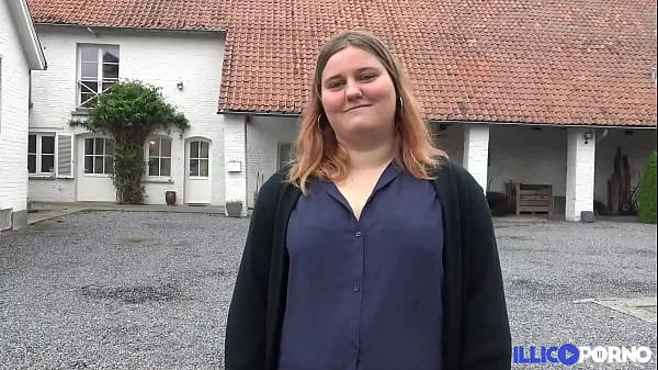 HD Manon, a young slut, wants a good sodomy to show her husband-stasjonsklipp