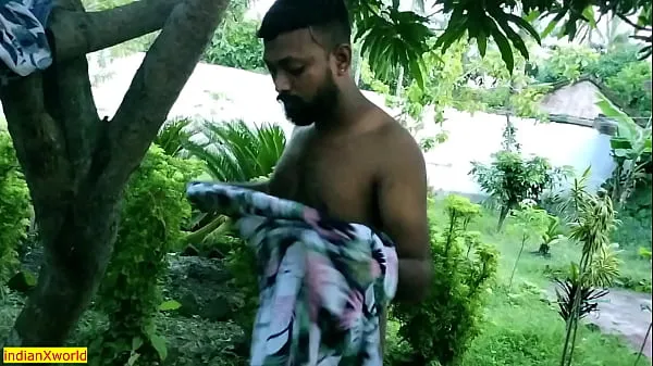 HD Desi Bengali outdoor sex! with clear Bangla audio 드라이브 클립