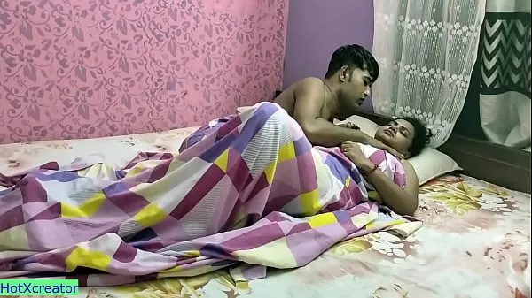 HD Midnight hot sex with big boobs bhabhi! Indian sex-drevklip