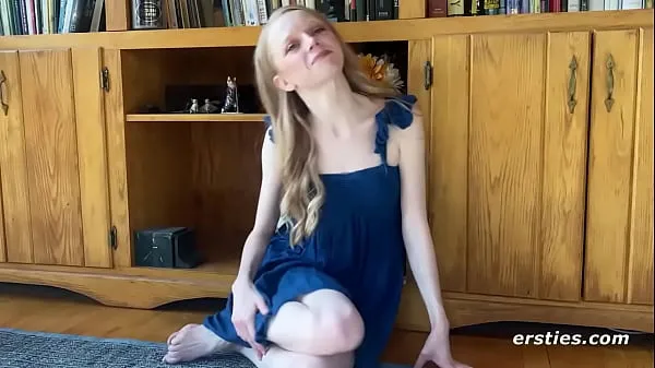 HD Ersties: Nervous Blonde Babe Enjoys Sexy Discipline Sessions schijfclips