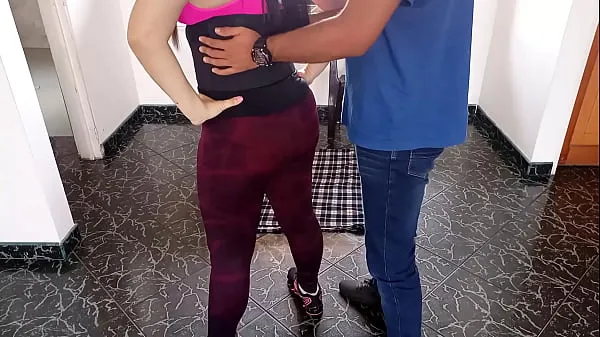 HD-I fucked my best friend's wife when she was going to train at my house: it was bad but how can I stand her rich ass and even more so with the tight lycra she had on-asemaleikkeet