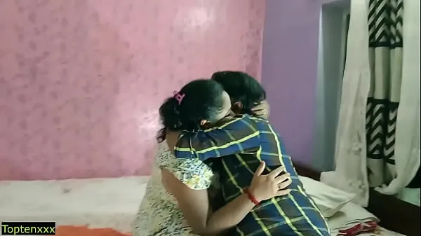 Klip berkendara Hot Bhabhi Cheating sex with married devor! Indian sex HD