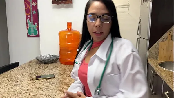 HD My Beautiful Doctor Stepmom Got the Wrong Pill and Now She Has to Help with her Stepson's Erection-drevklip