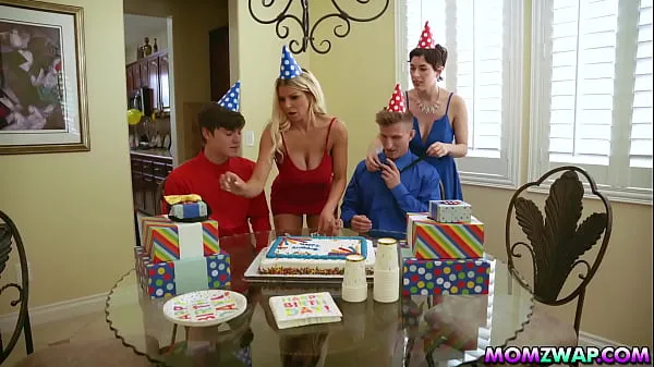 HD turning 18 is the best that ever happened to oliver faze and tyler cruise as their naughty stepmoms olive glass and brooklyn chase give them a very special present ڈرائیو کلپس
