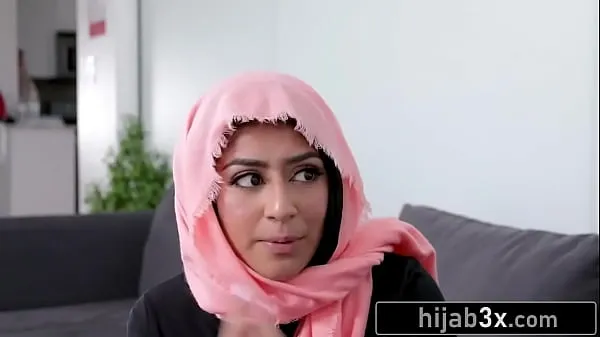 HD Hot Muslim Teen Must Suck & Fuck Neighbor To Keep Her Secret (Binky Beaz Klip pemacu