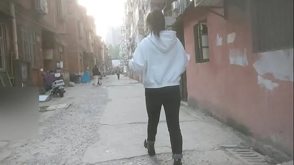 Clips de unidad HD Whoring street whore,she keeps urging and has a bad attitude,bad ending