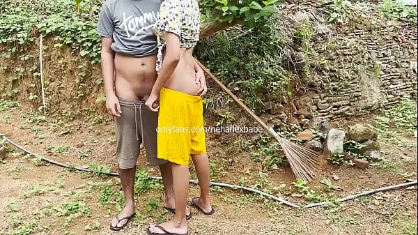 HD real indian wife fuck with stranger boy ڈرائیو کلپس