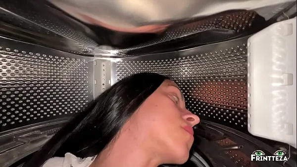 HD Stepson fucked Stepmom while she in inside of washing machine. Anal Creampie 드라이브 클립