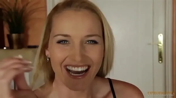 Klipy z jednotky HD step Mother discovers that her son has been seeing her naked, subtitled in Spanish, full video here