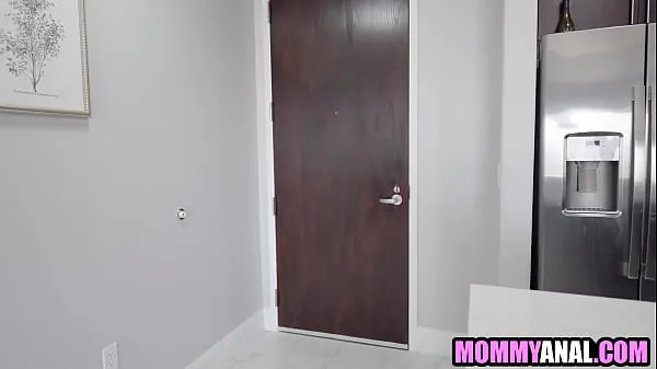 HD Step mom anal fucked by step son while on vacation meghajtó klipek