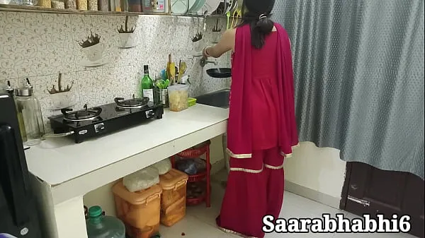 Posnetki pogona HD Dirty bhabhi had sex with devar in kitchen in Hindi audio