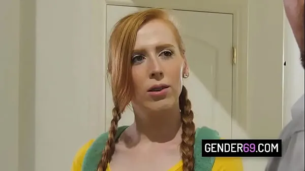 HD-Redhead tranny teen anal fucked on the sofa-asemaleikkeet