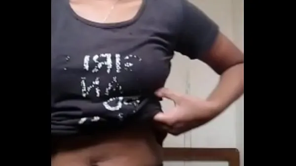 HD kannada girl showing her big boobs drive Clips