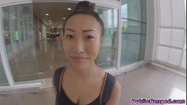 HD Big titted asian Sharon Lee fucked in public airport parking lot sürücü Klipleri
